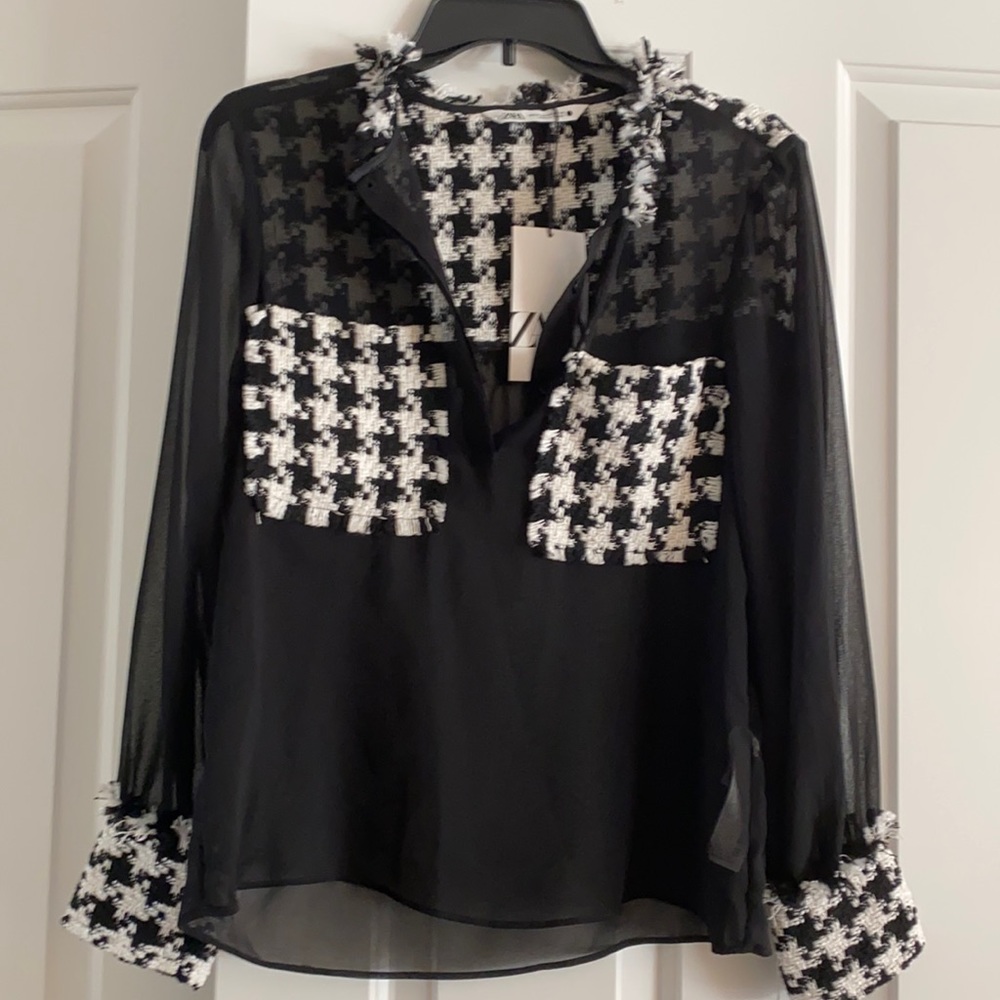 Zara tweed top size XS. New with tags.